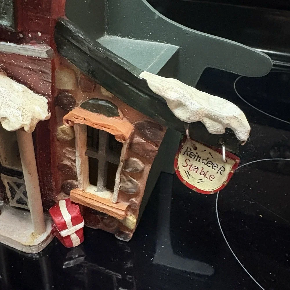Kurt Adler • Snowtown Village Claus‎ & Co (No Light)